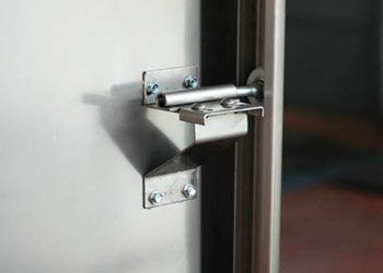 Porta a ghigliottina per celle frigorifere