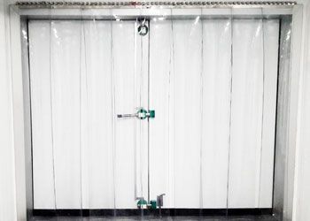 cortina de lamas PVC